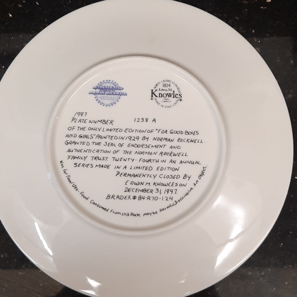 Decorative Plate - Picture 2 of 2